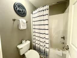 Whispering Pines 143 Penthouse