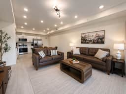 Smoky Pointe 202 - Image 2