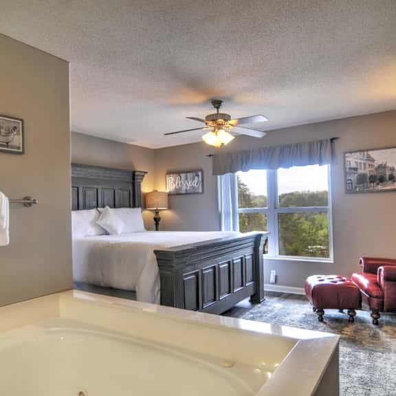 Whispering Pines 143 Penthouse - Image 1