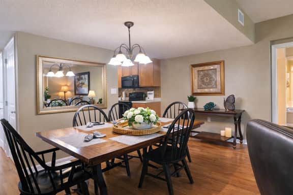 Cedar Lodge 201