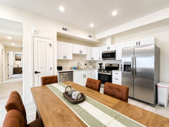 Smoky Pointe 201 - Image 4