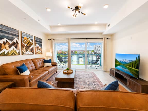 Smoky Pointe 201 - Image 2